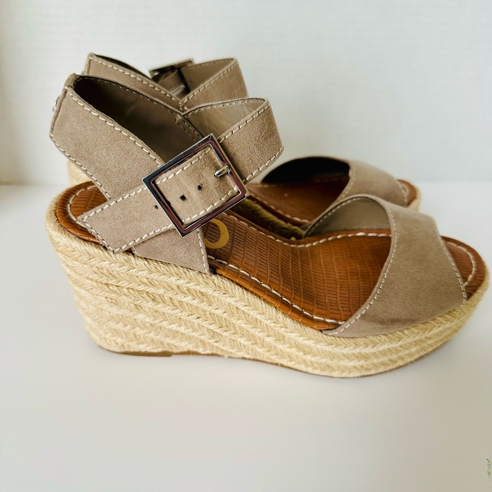 Circus by Sam Edelman Tan Wedge Espadrilles